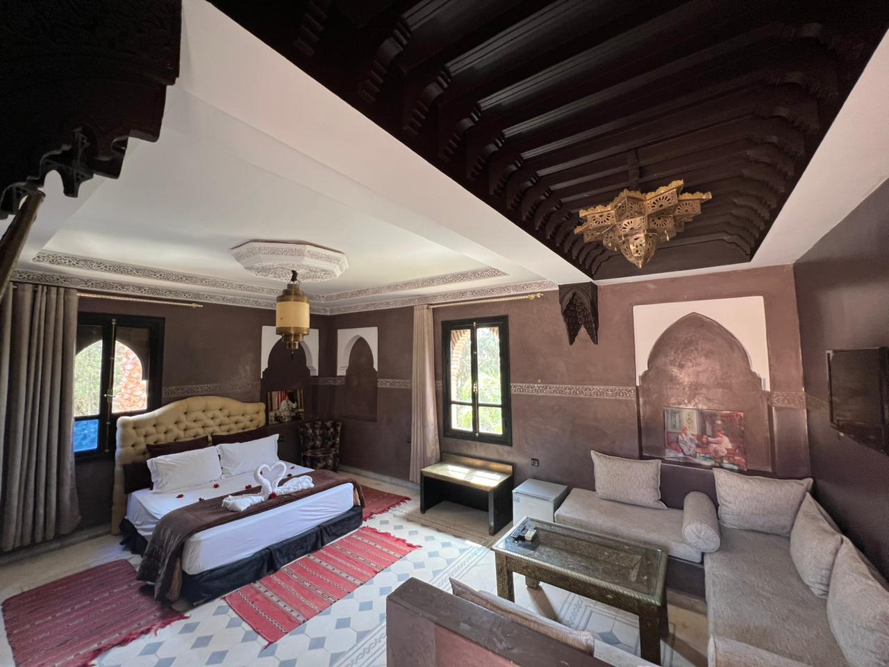 Chambre lit king-size deluxe